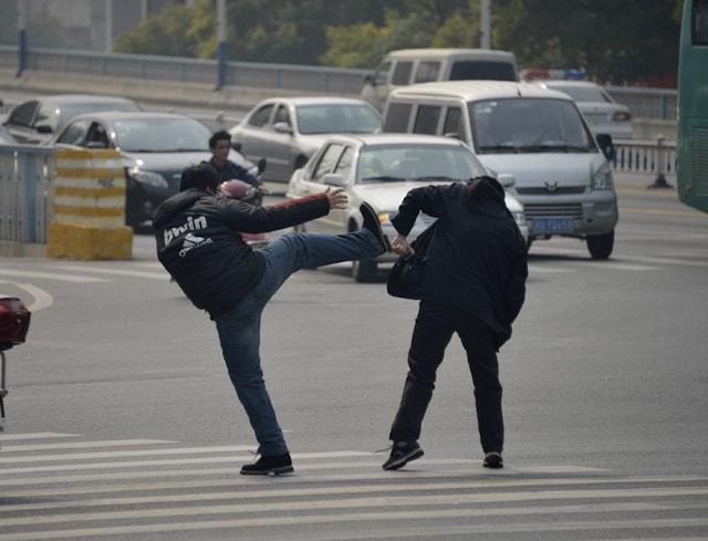 治安处罚处理过程中互殴和正当防卫怎么区分